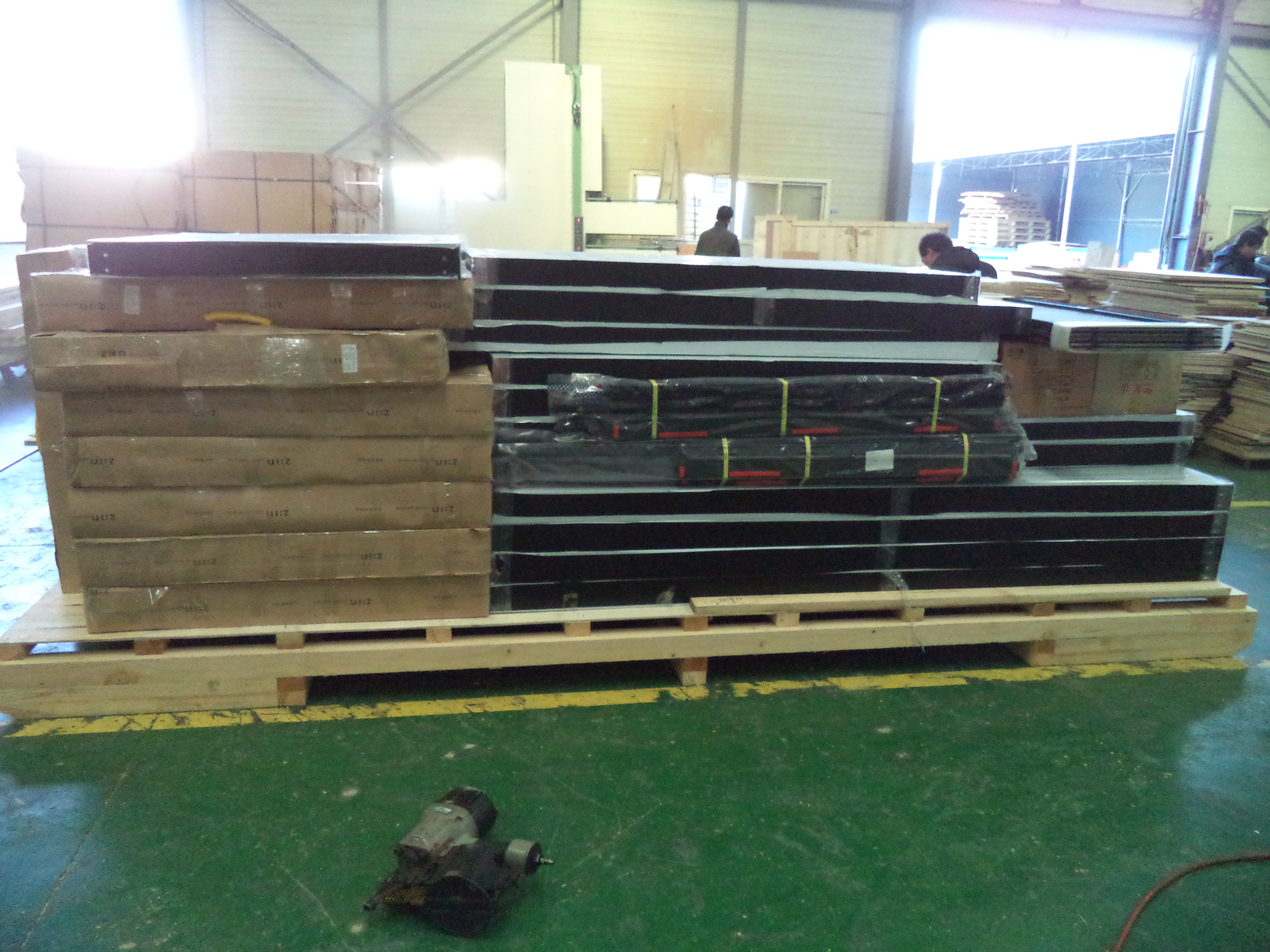 The wooden packing of window to Russia for export