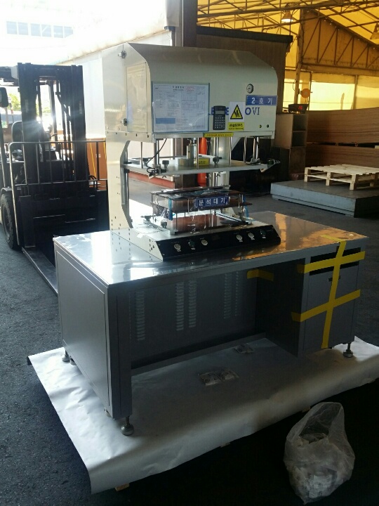The packing of machine to Vietnam for export